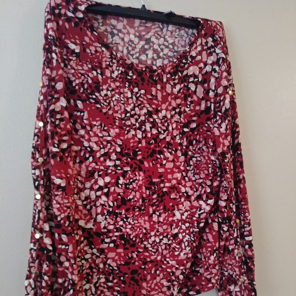 NWT Alfani blouse!!
